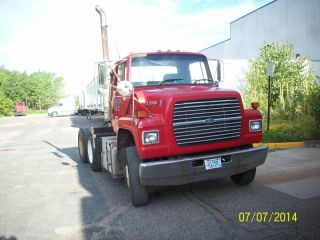 1995 Ford L9000 photo