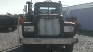 1969 Mack R600 photo