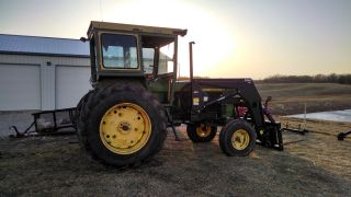 John Deere Tractor photo