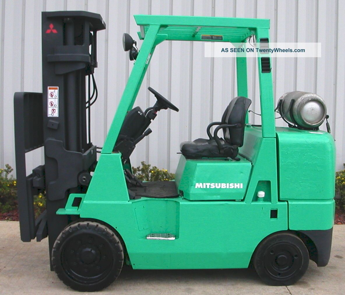 Mitsubishi Model Fgc40k (2002) 8000lbs Capacity Great Lpg Cushion Tire Forklift Forklifts photo
