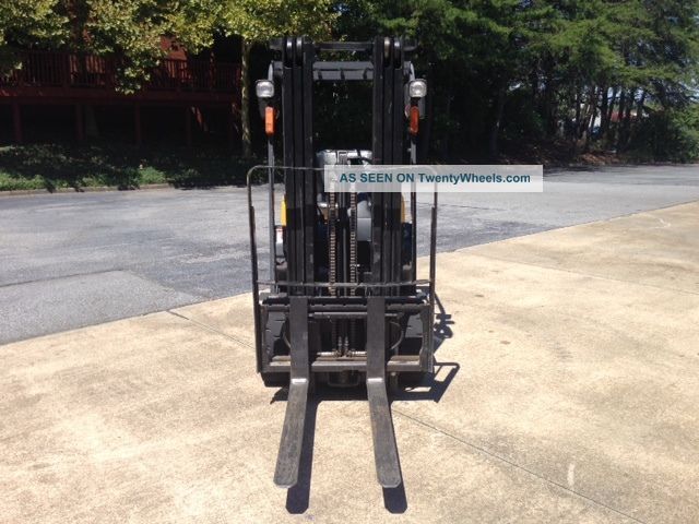 Tmc Forklift Model Fcg25p - 3 Pro Series Forklifts photo