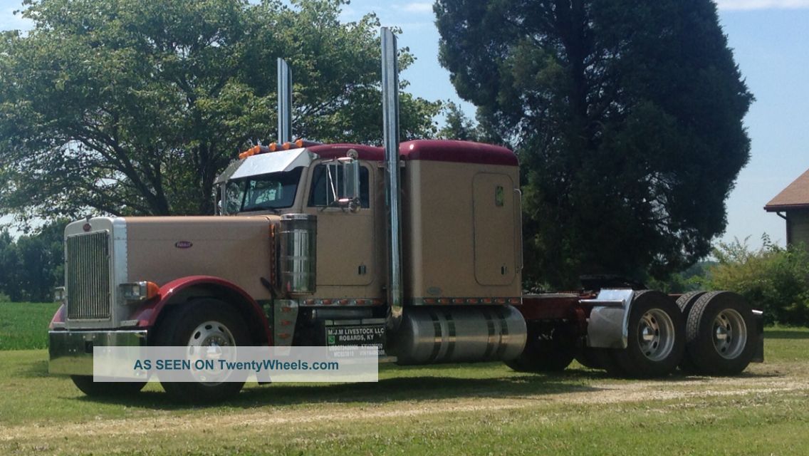 2002 Peterbilt 379exhd Sleeper Semi Trucks photo