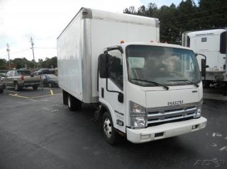 2010 Isuzu Npr photo