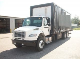 2012 Freightliner Business Class M2 106 photo