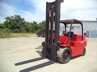 Hyster S150a,  15,  000,  15000 Cushion Tired Forklift,  W/ Powershift Transmission photo