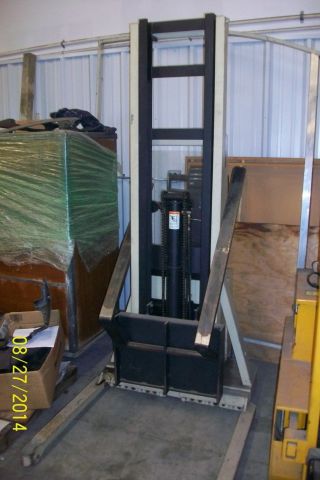 Crown/ Gregory Poole Electric Forklift photo