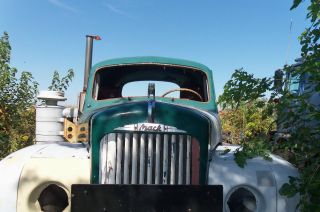 1957 Mack B photo