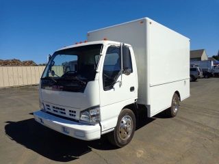 2007 Gmc W4500 12 ' Box Truck photo