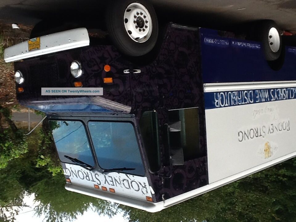 2007 Chevy Box/delivery Van,  Cube Van, Box Trucks / Cube Vans photo