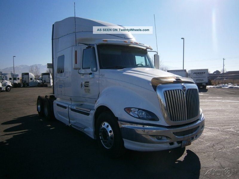 2010 International Prostar Sleeper Semi Trucks photo