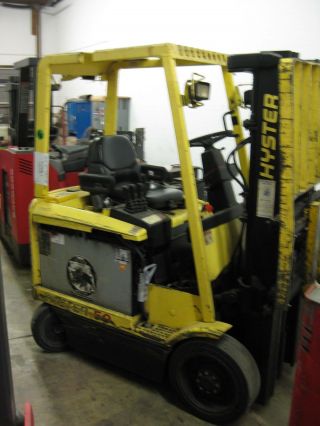 Hyster 5,  000 Lb Electric Forklift - 5,  000 Lb Capacity,  3 Stage Mast,  Side Shift photo