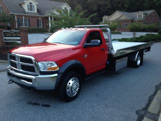 2012 Dodge 5500 Hd photo