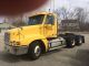 2001 Freightliner Century Daycab Semi Trucks photo 1