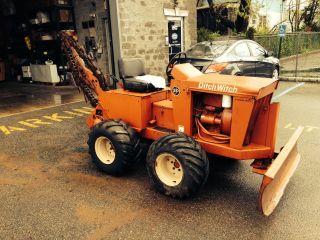 Ditch Witch J20 Trencher photo