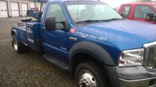 2005 Ford F550 4x4 photo