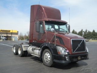 2010 Volvo Vnl64t300 photo