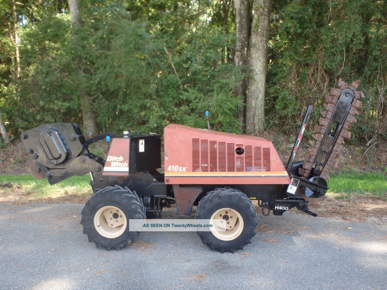 2001 Ditch Witch 410sx Cable Plow, Trencher, Bore Attachment, Heavy