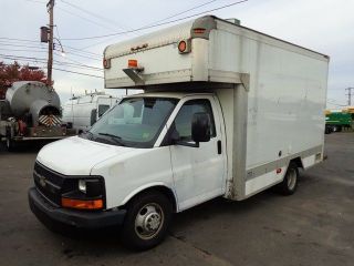 2007 Chevrolet 3500 Service Box Truck photo