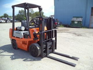 Toyota Model 5fdc25,  5,  000,  5000 Diesel Powered,  Cushion Tired Forklift photo