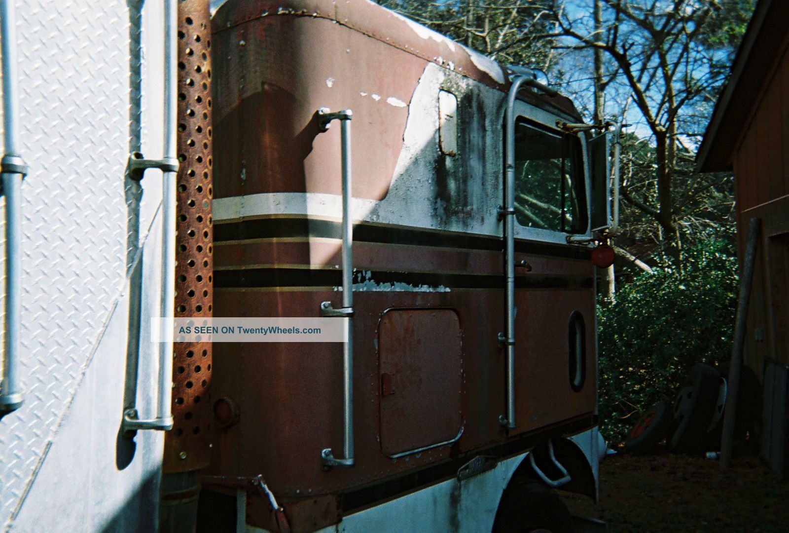 1970 White Freightliner 8664 Coe Delux Interior