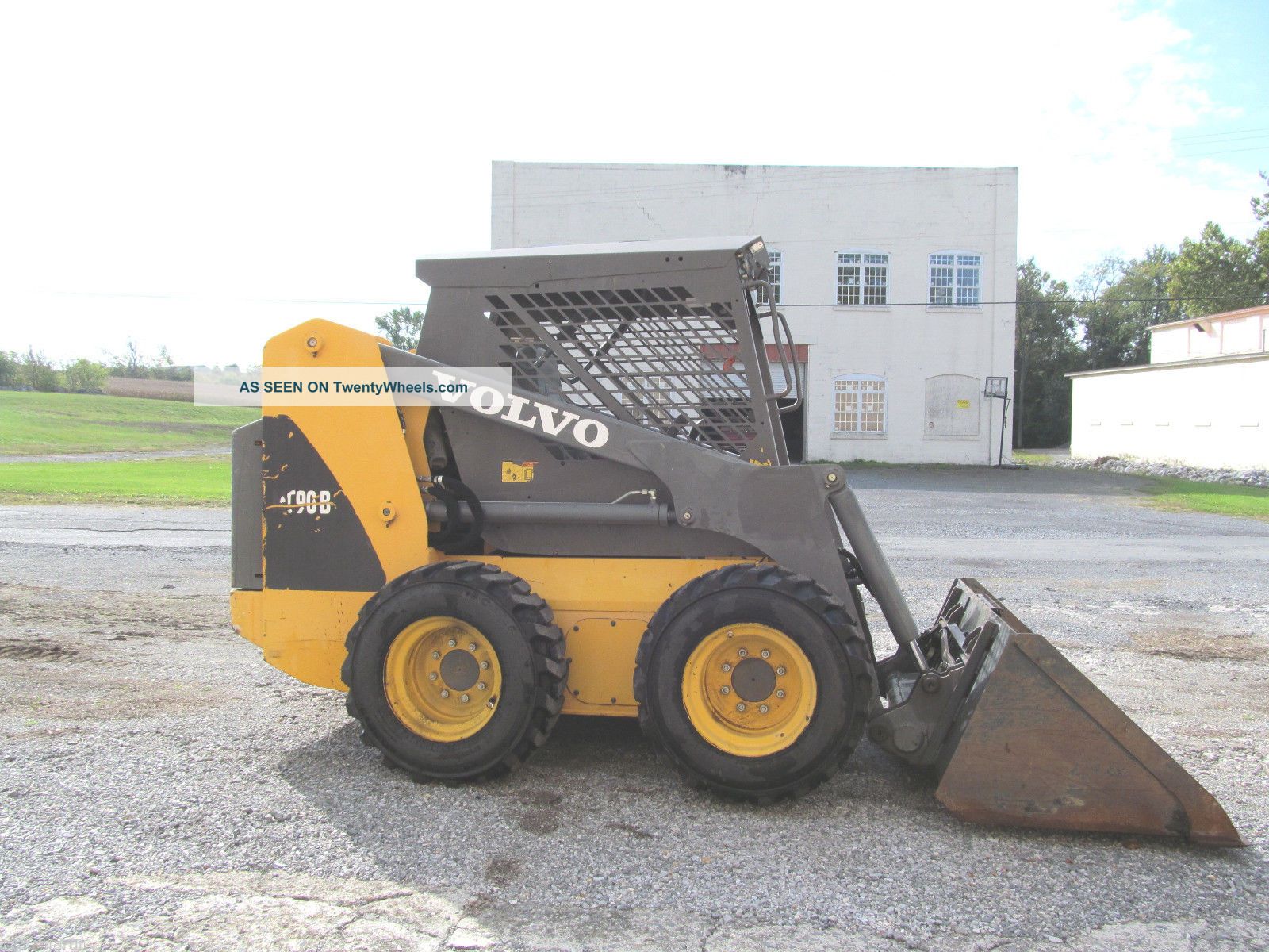 2007 Volvo Mc90b Skid Steer, 901 Hours, Foam Filled Tires, Bobcat Gehl