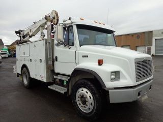 2003 Freightliner Fl70 Service Mechanics Truck Crane Welder Generato photo