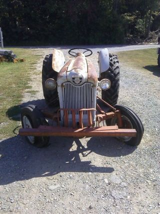 800 Jubilee Ford Tractor With Bushhog photo