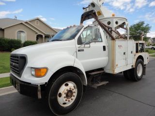 2000 Ford F650 photo