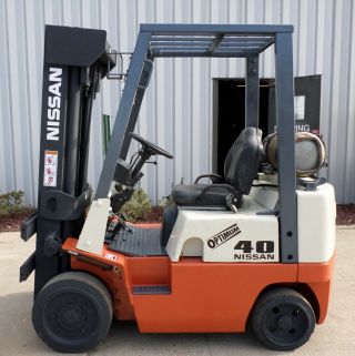 Nissan Model Cpj02a20pv (2001) 4000lbs Capacity Great Lpg Cushion Tire Forklift photo