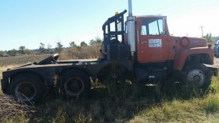 1987 Ford L9000 photo