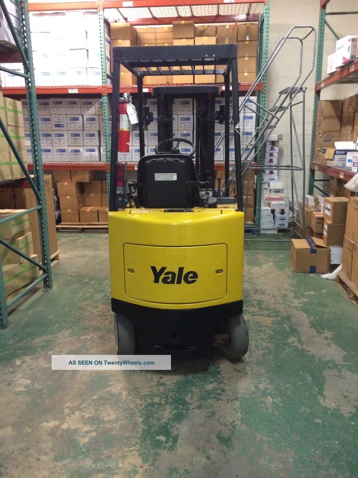 1999 Yale Electric Forklift With Battery Charger Erc030agn36te082 Forklifts photo
