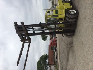 Clark Forklift 12000 Lb,  8 ' Forks,  Inlucded photo