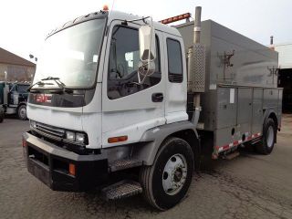 2004 Gmc T7500 Service Utility Truck photo