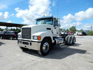 2013 Mack Chu613 photo