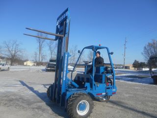 All Train All Wheel Drive Forklift Princeton D 5000 photo