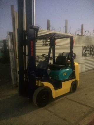 Komatsu Forklift photo