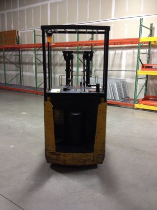 Yale Electric Stand On 3000 Cap Forklift Batteries photo