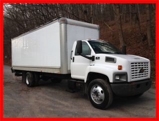 2005 Chevrolet C6500 photo