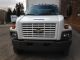 2005 Chevrolet C6500 Box Trucks / Cube Vans photo 2