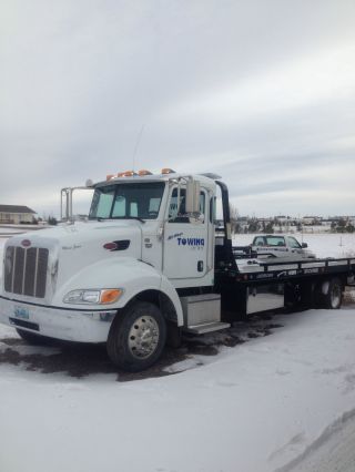 2012 Peterbilt 337 photo