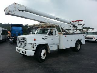 1992 Ford F - 700 photo
