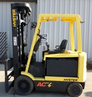 Hyster Model E60z - 33 (2005) 6000lbs Capacity Great 4 Wheel Electric Forklift photo