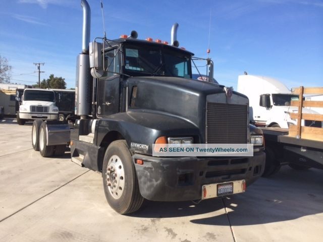 1989 Kenworth Daycab Semi Trucks photo