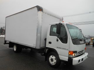 2005 Isuzu Npr Hd photo