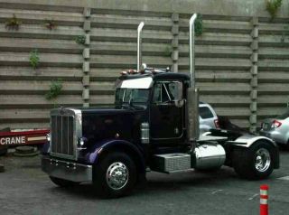 1982 Peterbilt 359 photo