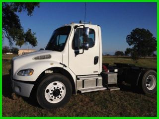 2007 Freightliner M2 photo