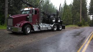 2002 Kenworth T800 photo