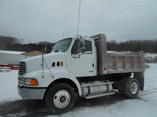 2006 Sterling 9500 photo