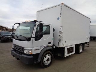 2007 Ford Lcf 16 ' Reefer Box Truck photo