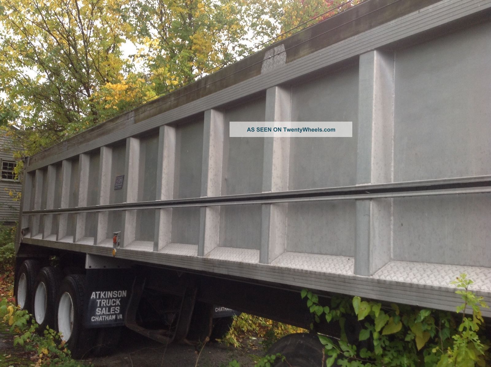 East 34 ' Tri Axle Aluminum Dump Trailer Dump Body All Aluminum